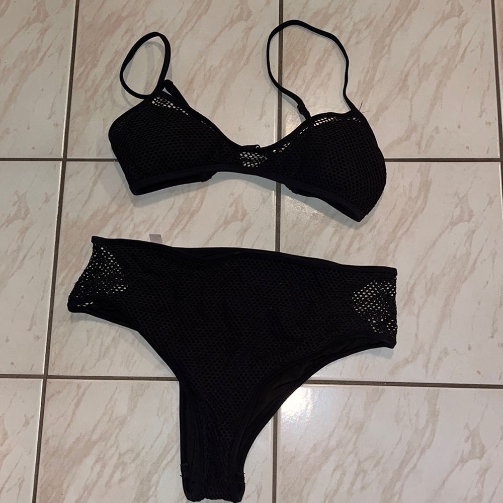 Victoria’s Secret Mesh Sexy Bikini. High cut/waisted XS top and S small bottoms